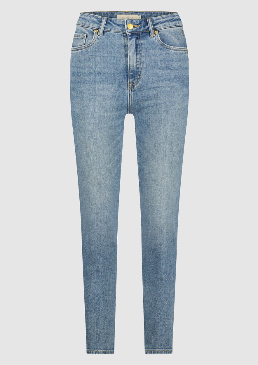 W23_5_-1763-Bluemoon-21187