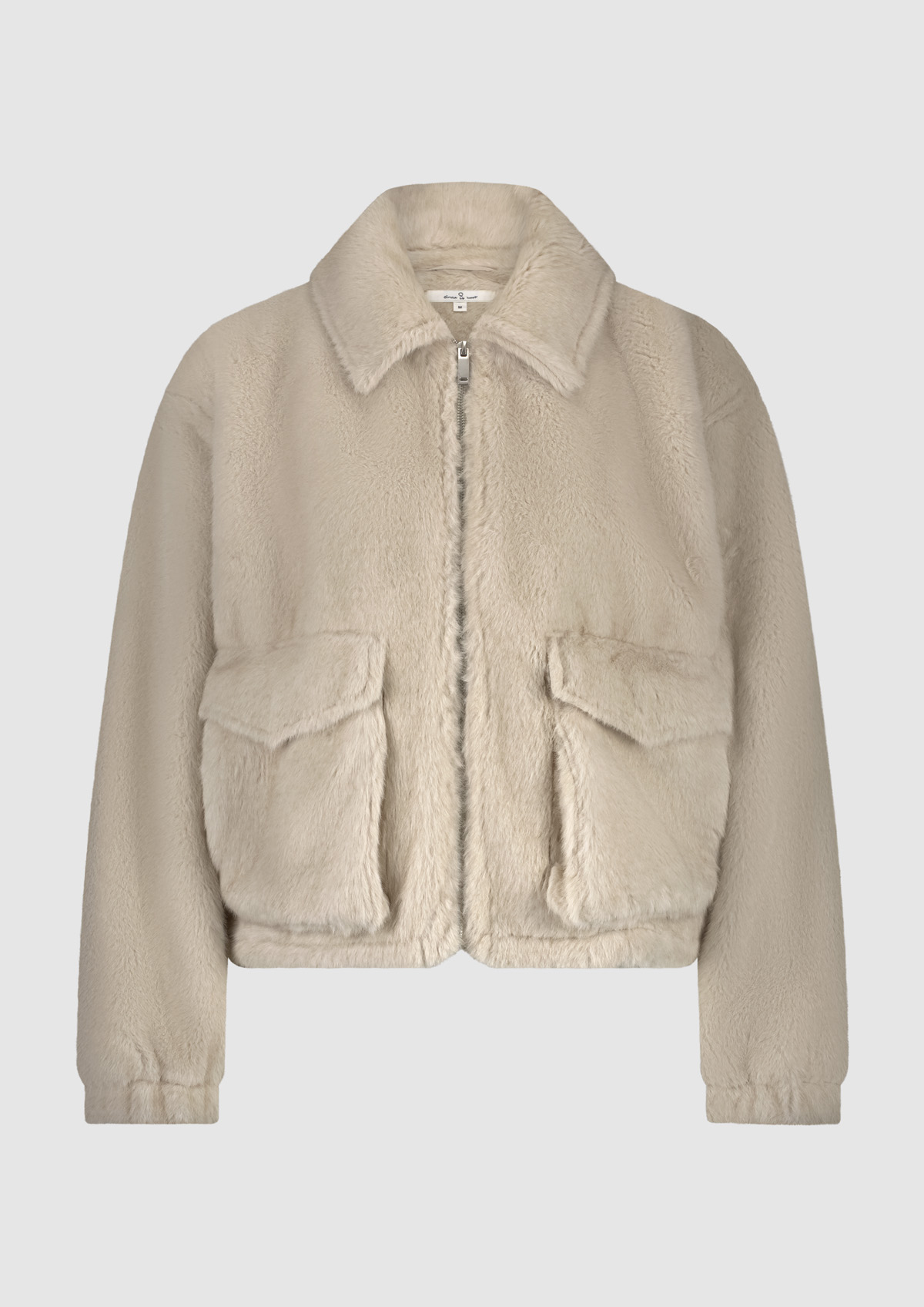 W25_35_-2021-Cosywhite-34472